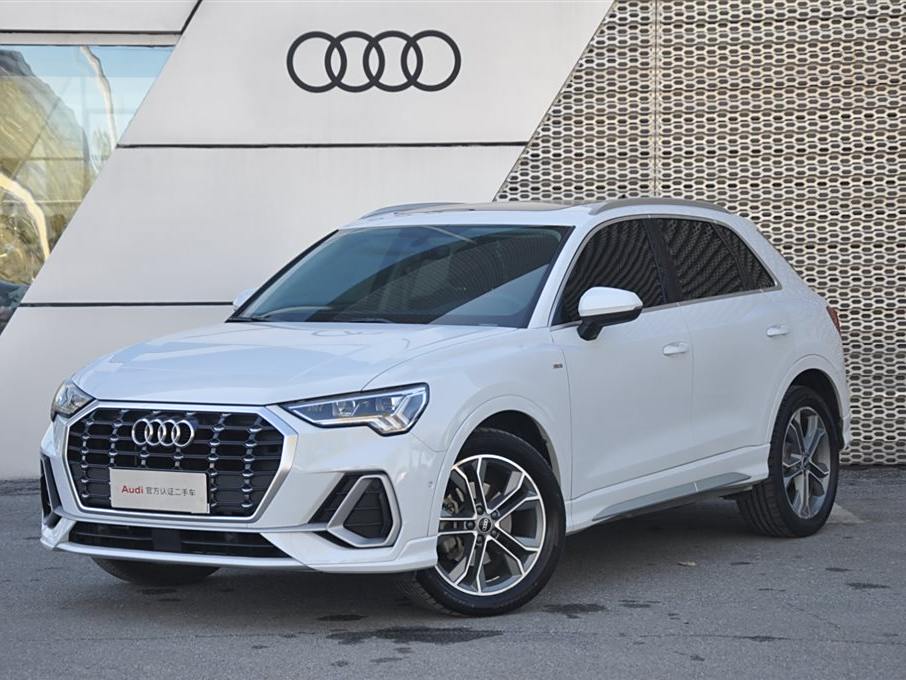 Audi Q3 2021 40 TFSI