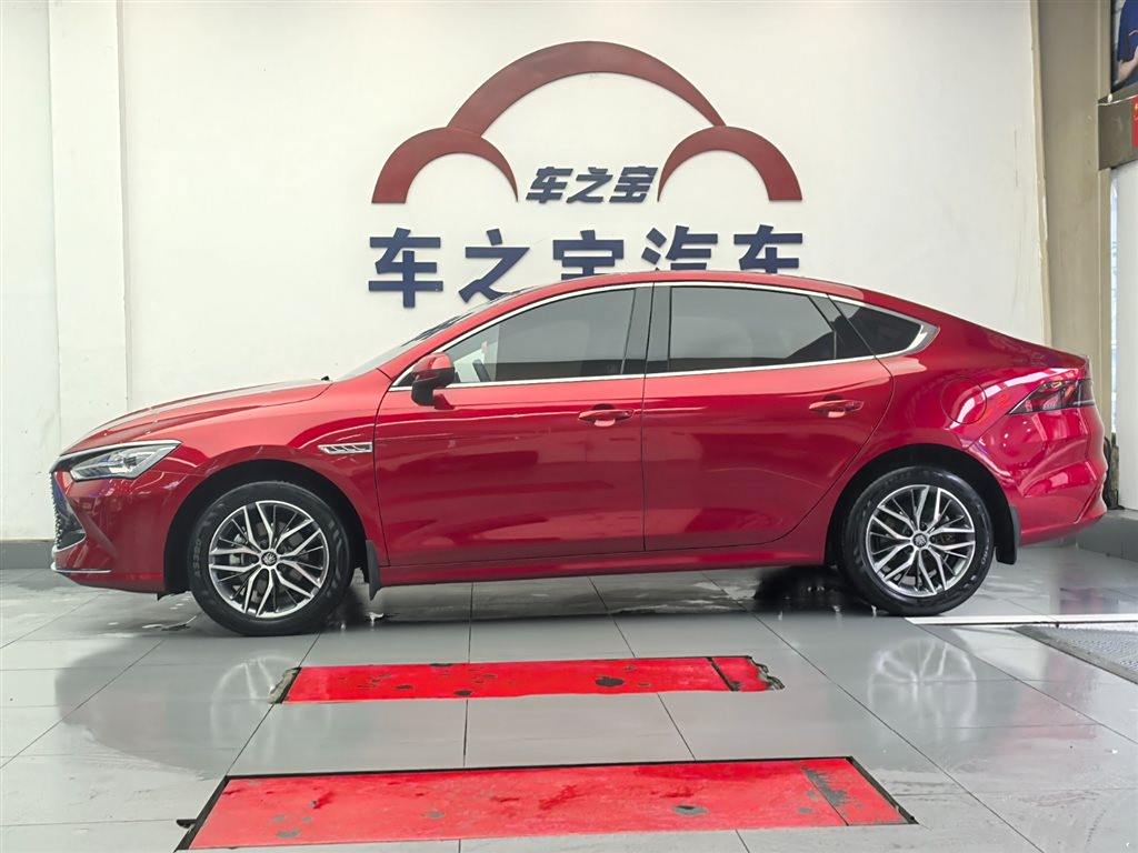 BYD Qin PLUS 2021 DM-i 120KM