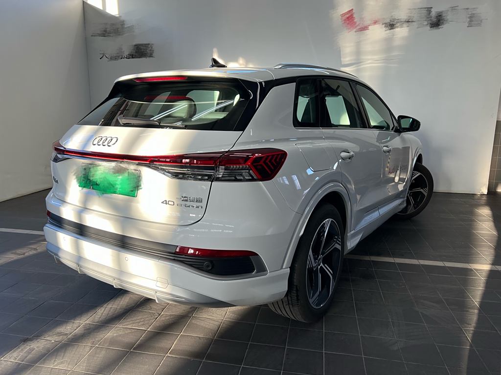 Audi Q4 e-tron 2024 40 e-tron