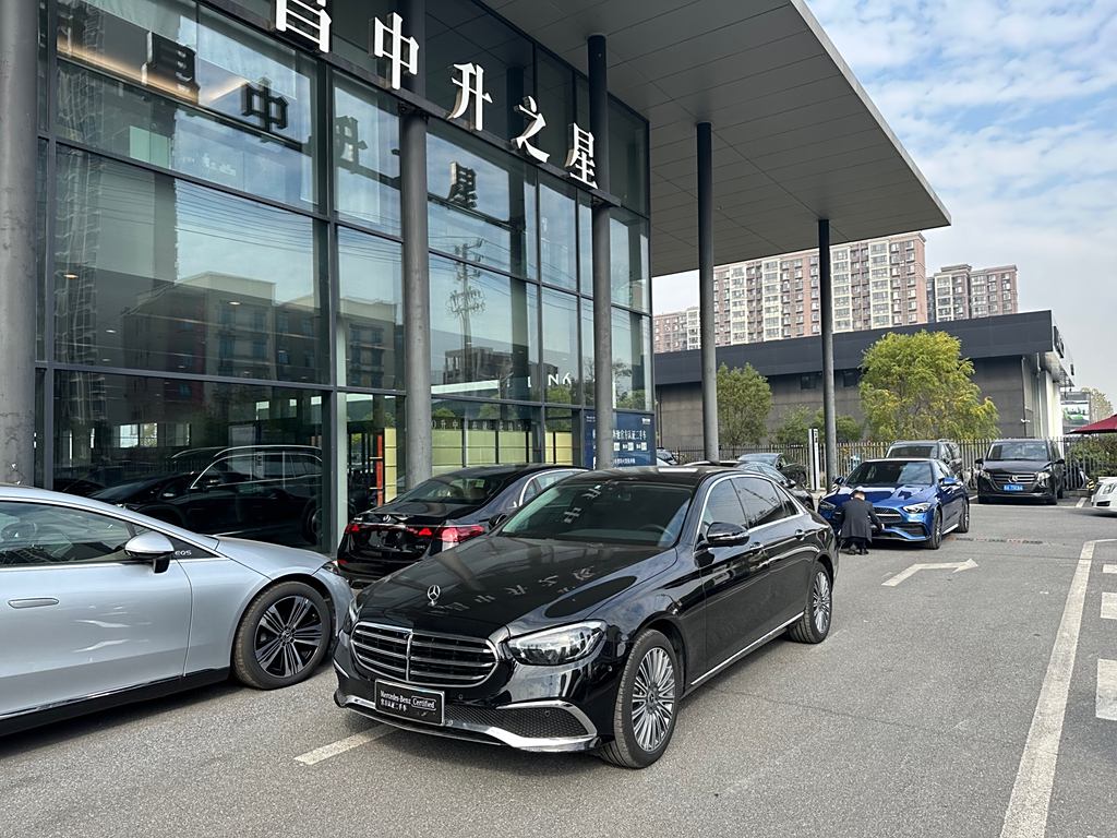 Mercedes-Benz E-Class 2021 E 300 L  Luxury