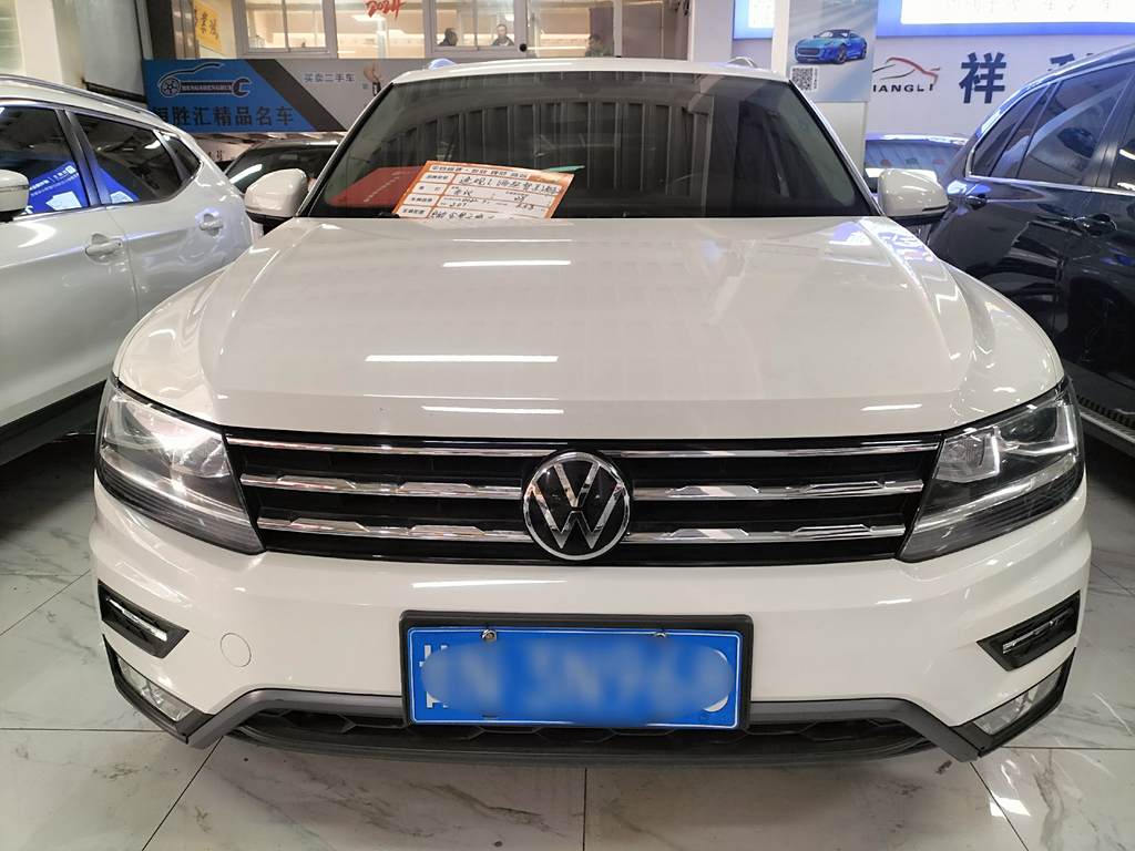 Volkswagen Tiguan L 2021 330TSI Автоматическая