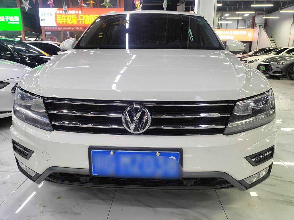 Volkswagen Tiguan L 2019 330TSI Автоматическая V