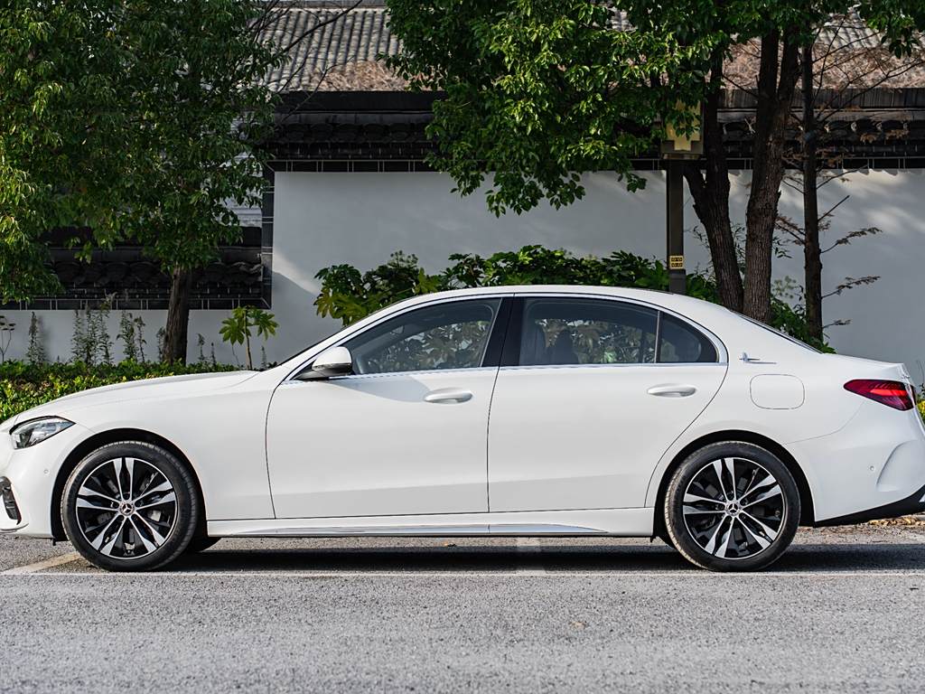 Mercedes-Benz C-Class 2023  C 350 eL