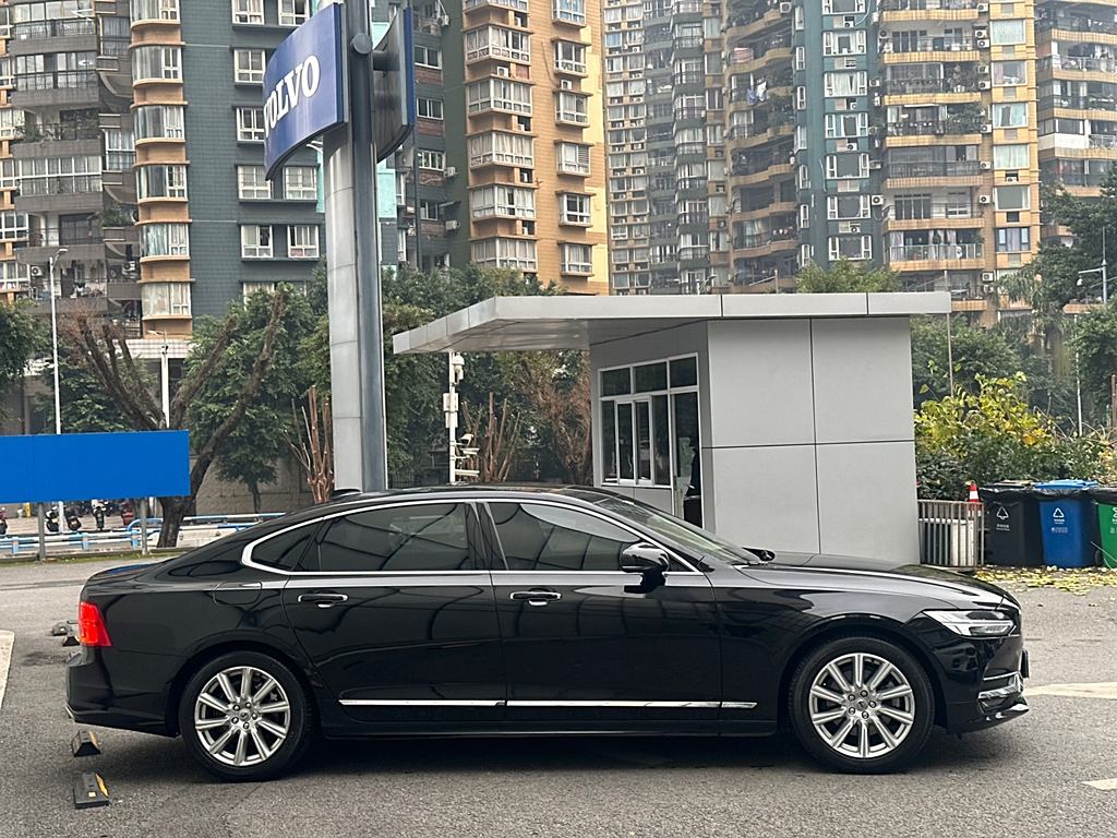 Volvo S90 2020 T5