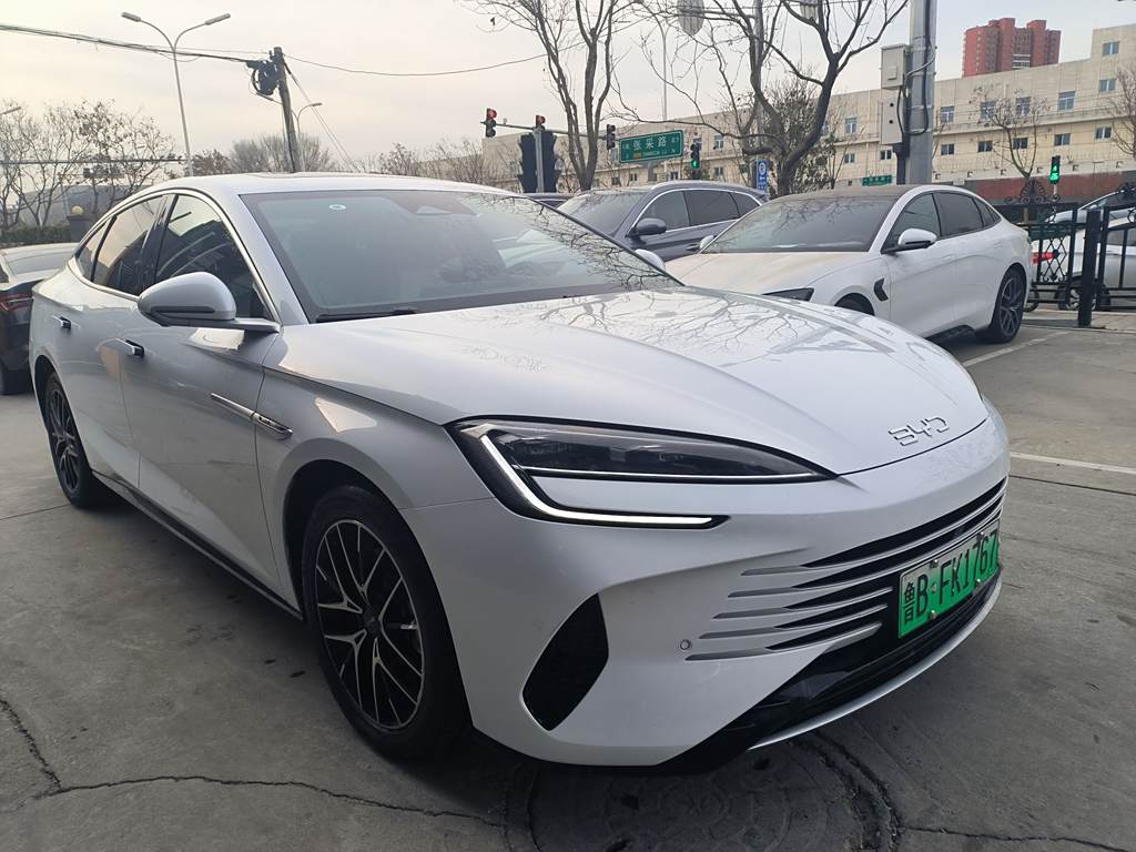 BYD Seal 2023 DM-i 1.5L 121km