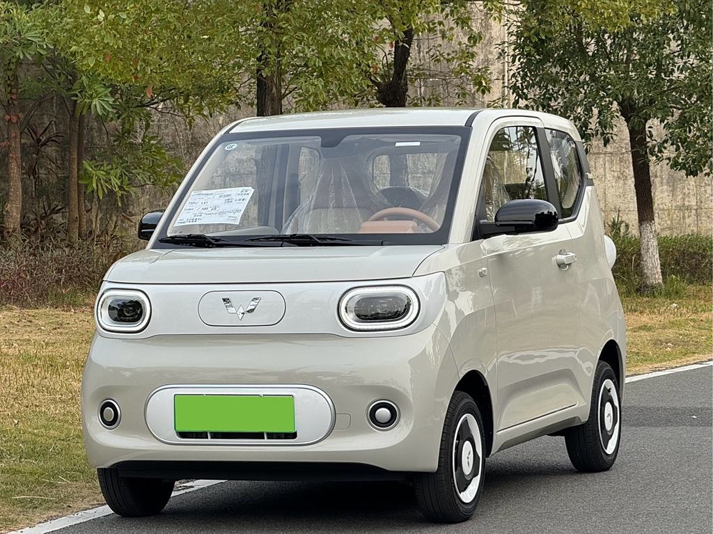 Wuling Hongguang MINI EV 2024  215km