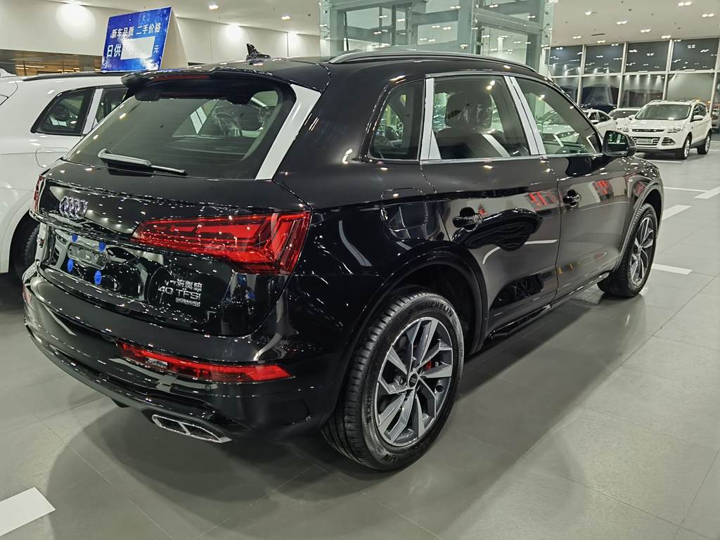 Audi Q5L 2025 40 TFSI