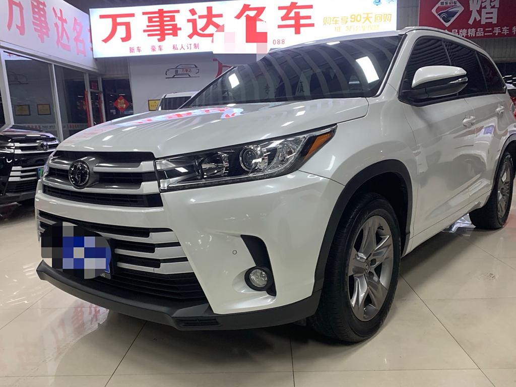 Toyota Highlander 2021 2.0T  Полный привод 7