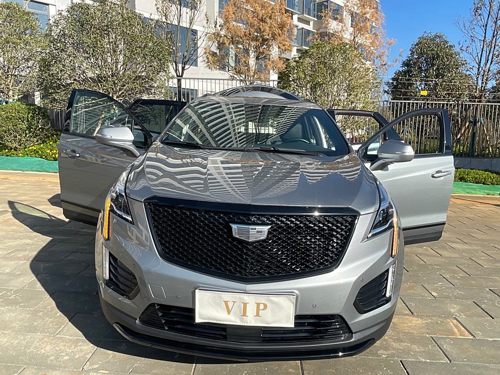 Cadillac XT5 2023 2.0T  Полный привод（）