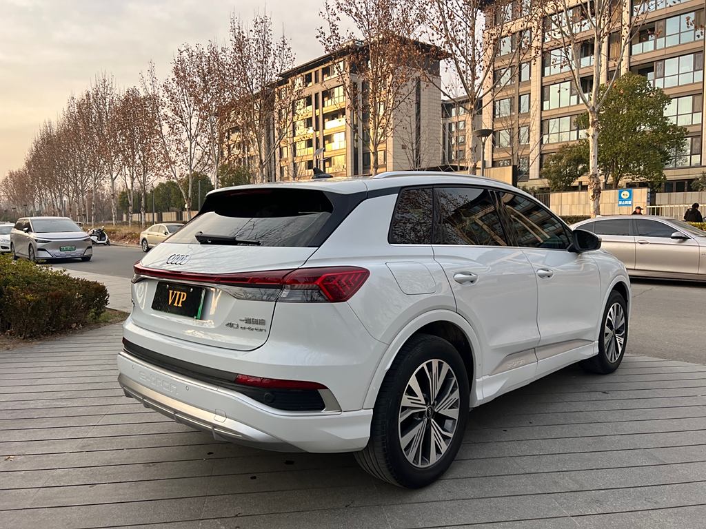 Audi Q4 e-tron 2023 40 e-tron