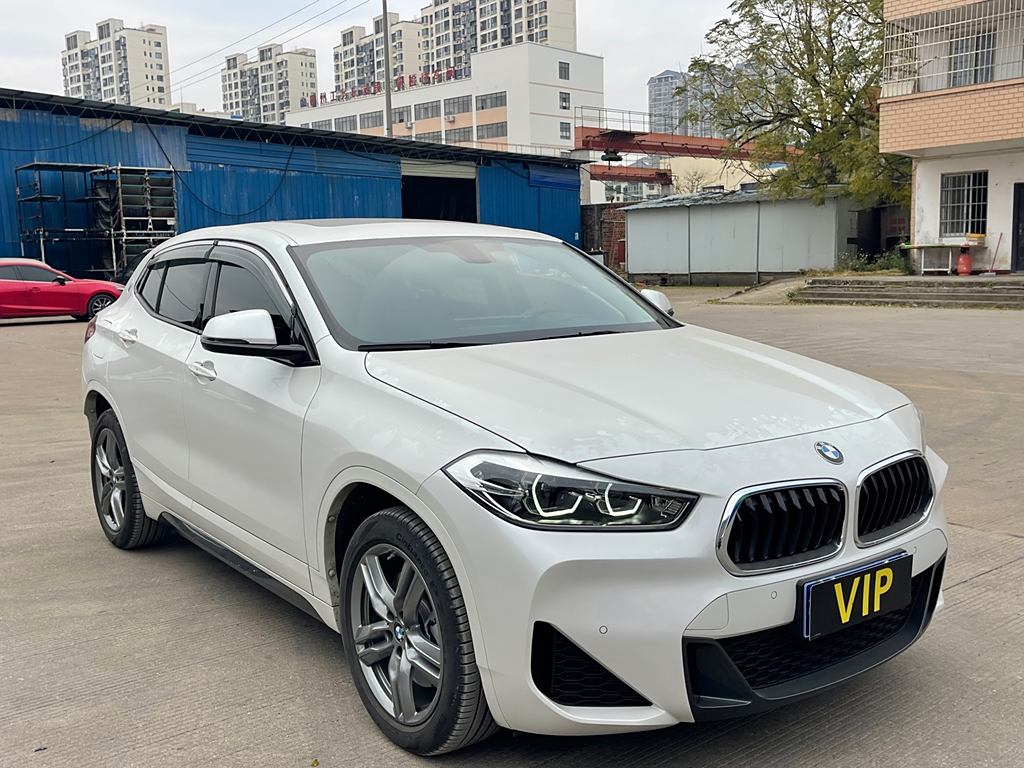 BMW X2 2022 sDrive25i M