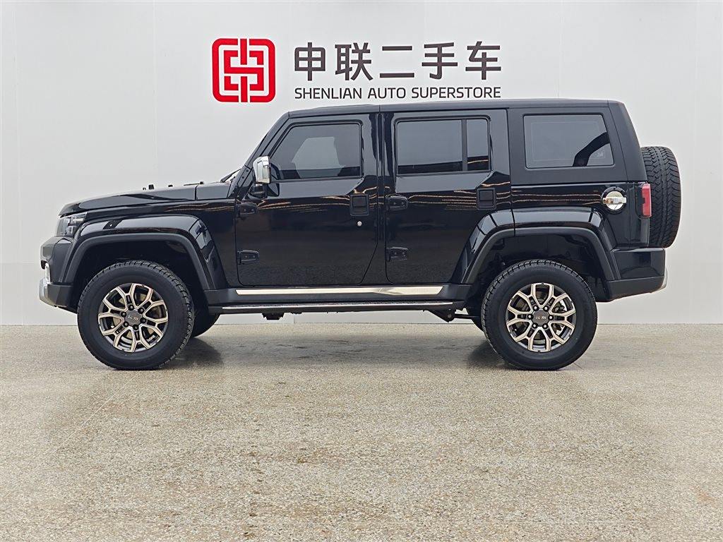 Beijing BJ40 2023 2.0T Автоматическая Полный привод