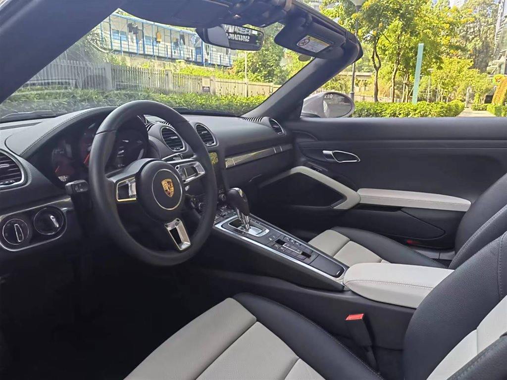 Porsche 718 2022 Boxster 2.0T