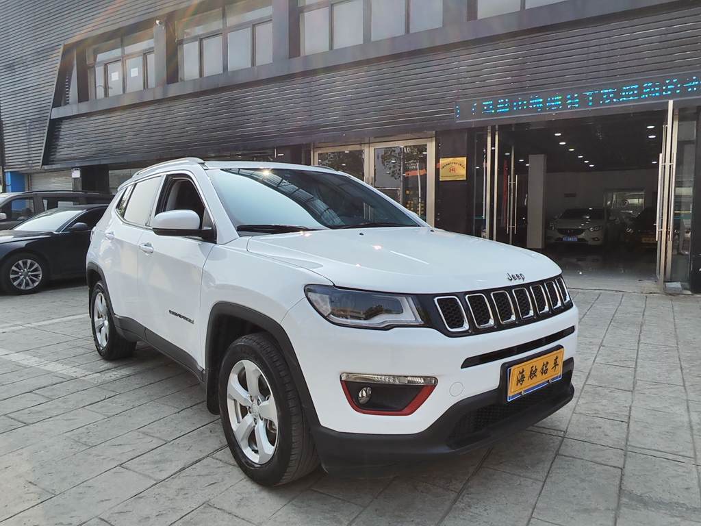 Jeep Compass 2019 220T Автоматическая