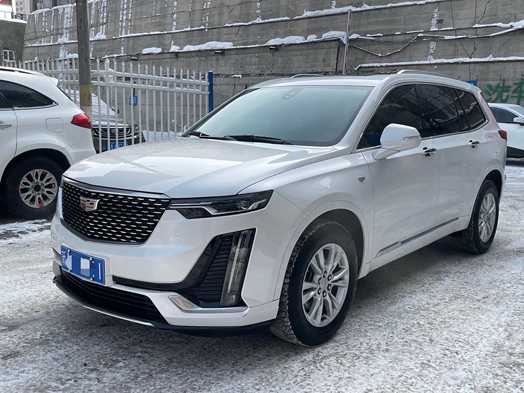 Cadillac XT6 2022 2.0T  Полный привод