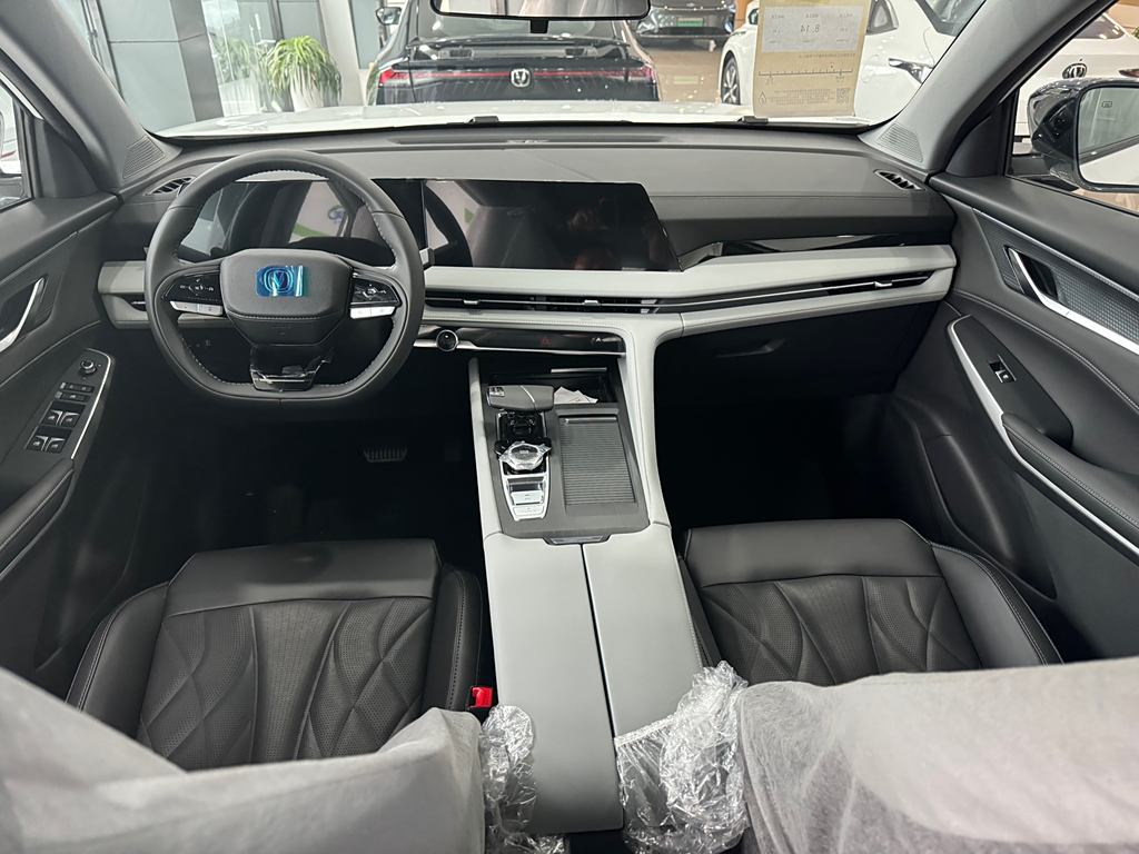 Changan CS75 PLUS 2024   1.5T