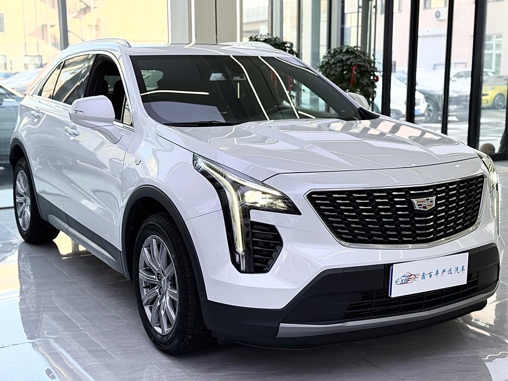 Cadillac XT4 2018 28T