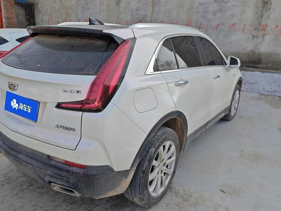 Cadillac XT4 2022 28T