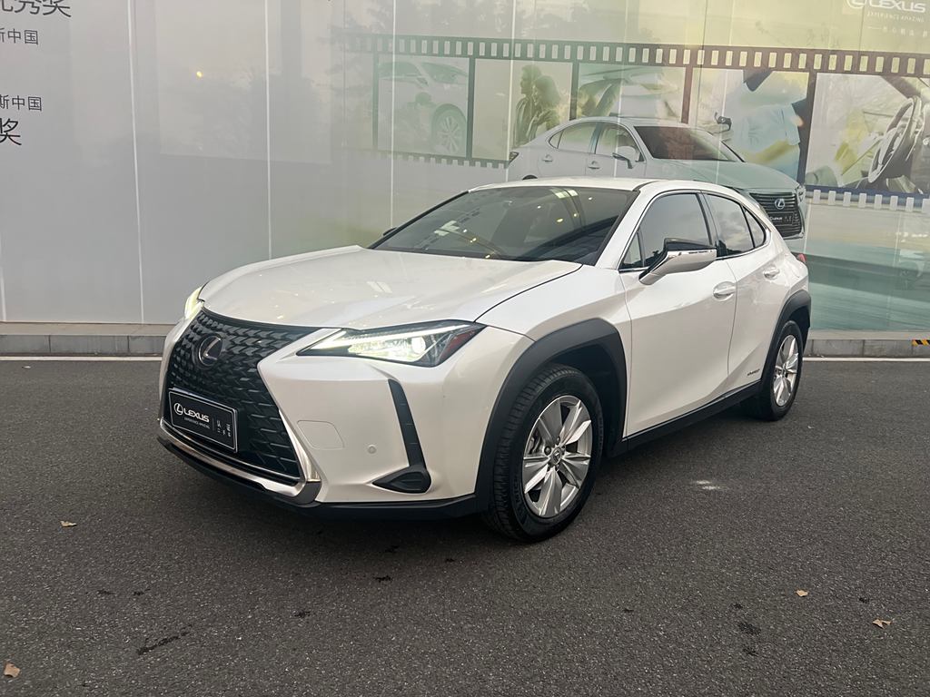 Lexus UX 2020 260h ·