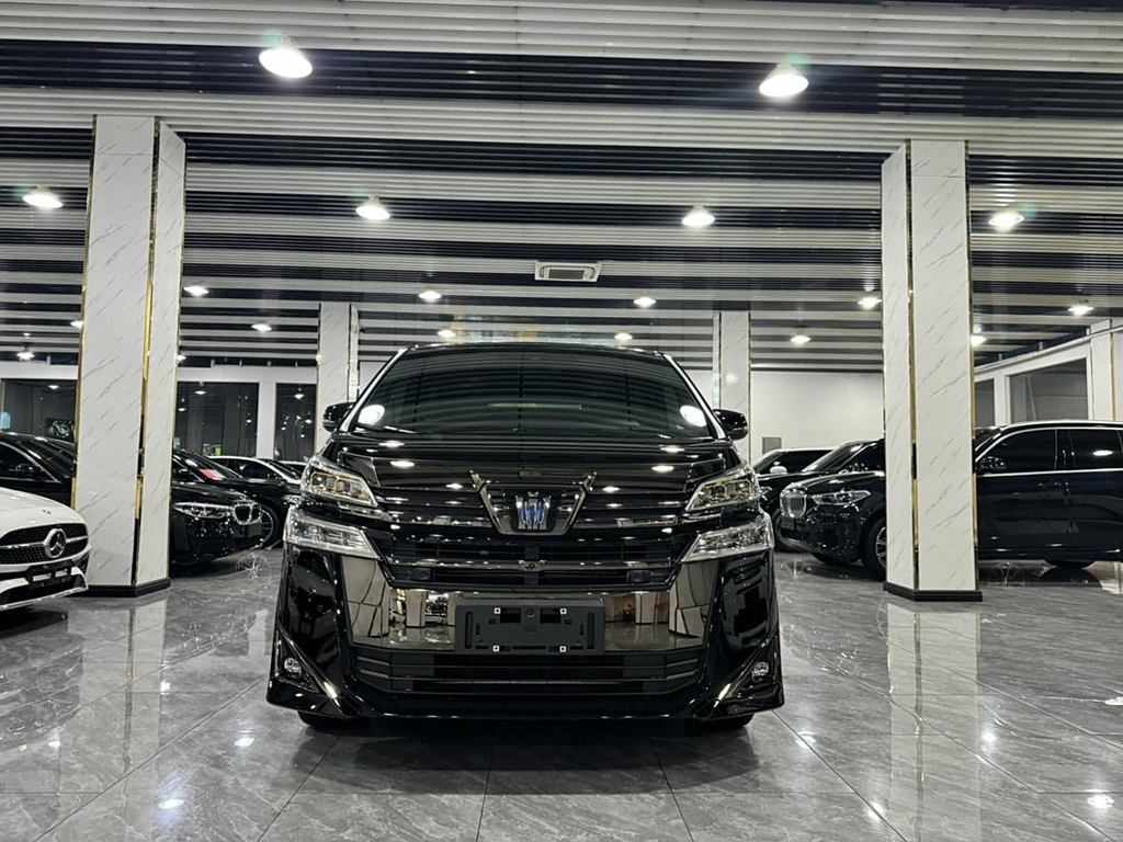 Toyota Vellfire 2023 Toyota Crown  2.5L HV