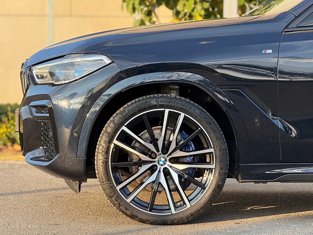 BMW X6 2022  xDrive40i  M Sport Package