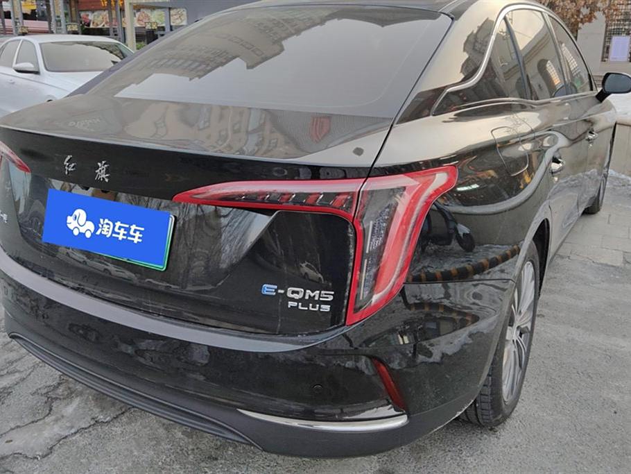 Hongqi E-QM5 2023 620km PLUS