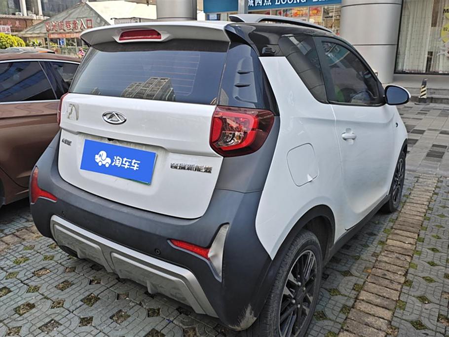 Smart 2022   BYD YuanЛитиевая батарея 30kW 301km