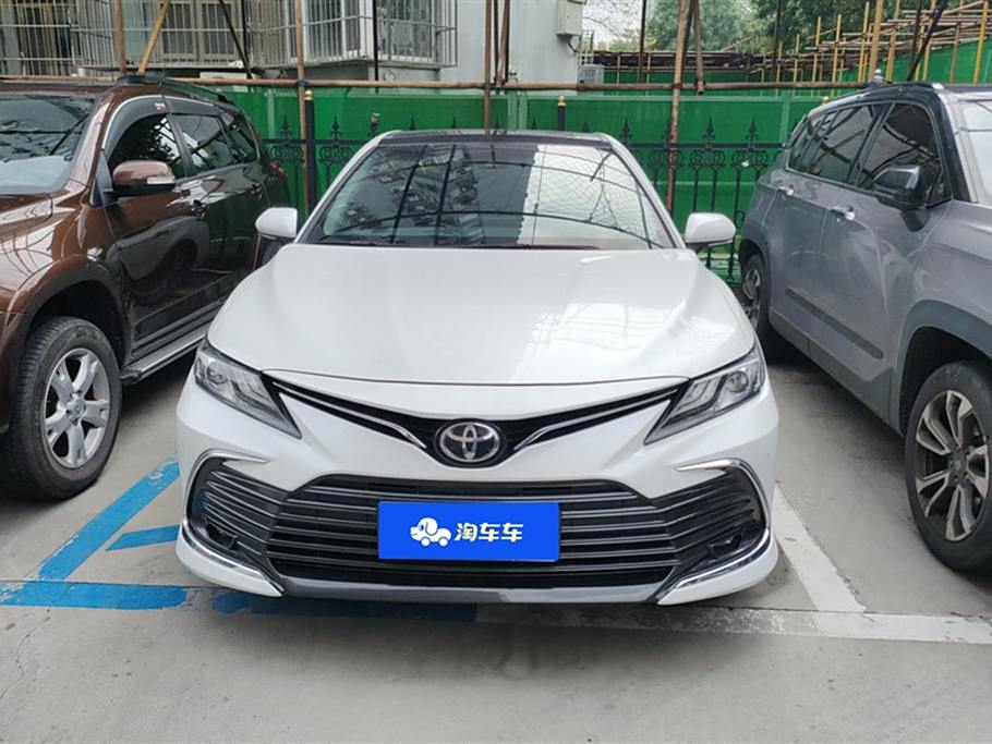 Toyota Camry 2021 2.5G