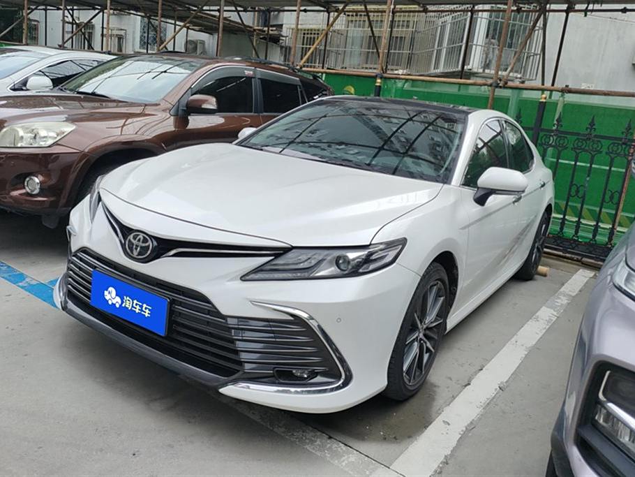 Toyota Camry 2021 2.5G