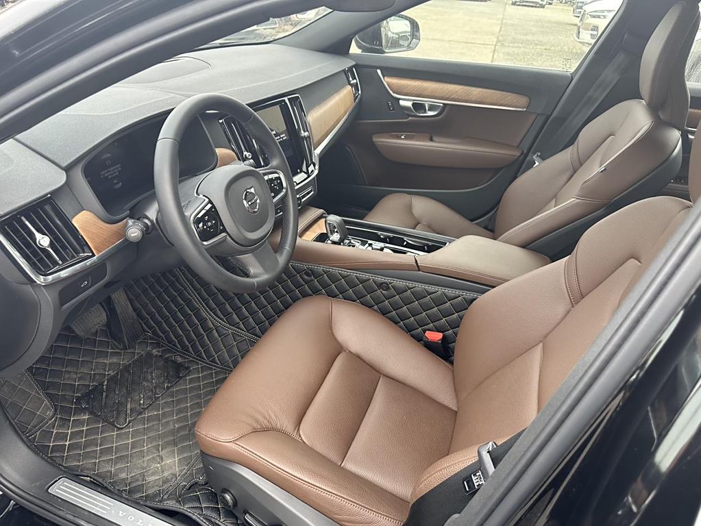 Volvo S90 2024 B5