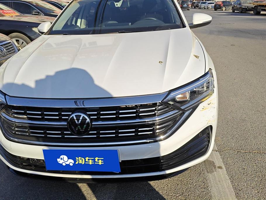 Volkswagen Jetta 2023 300TSI DSG