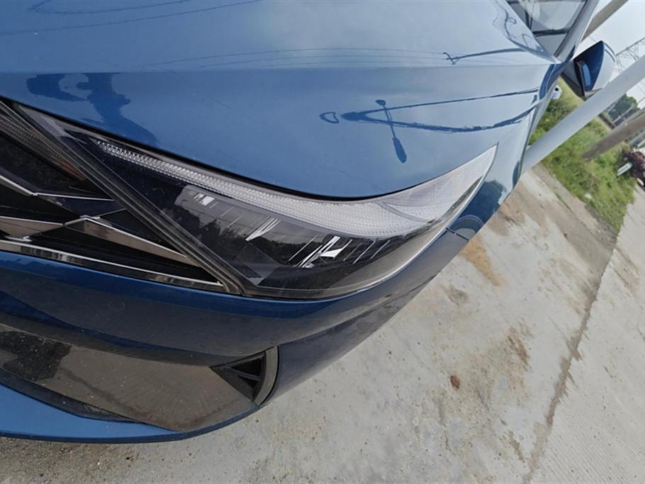 Hyundai Elantra 2022 1.5L CVT LUX