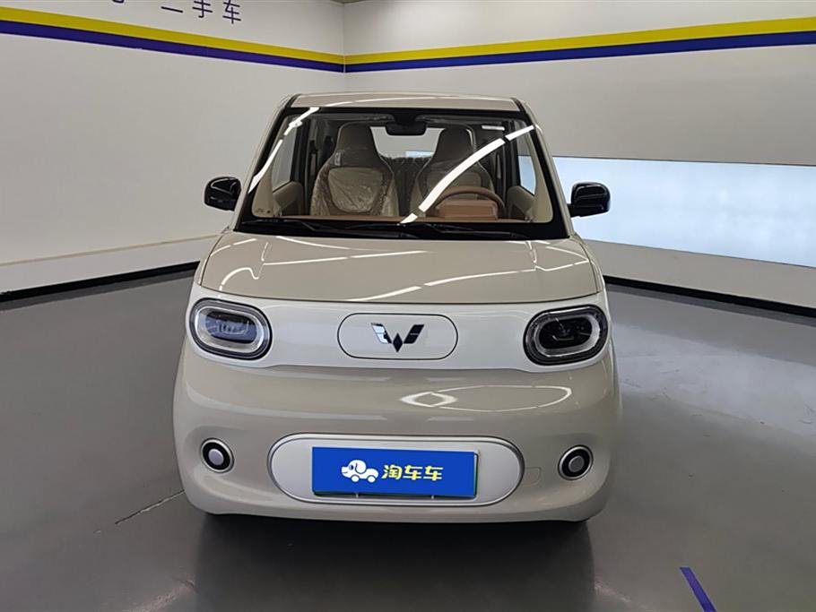 Wuling Hongguang MINI EV 2024  215km