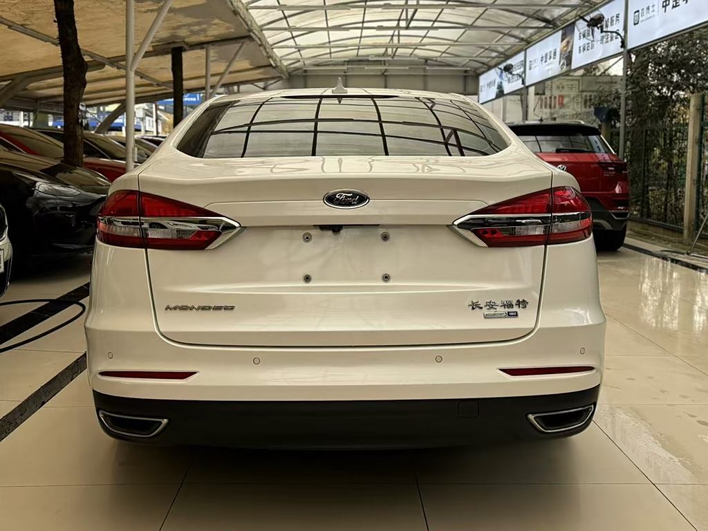 Ford Mondeo 2020 EcoBoost 180