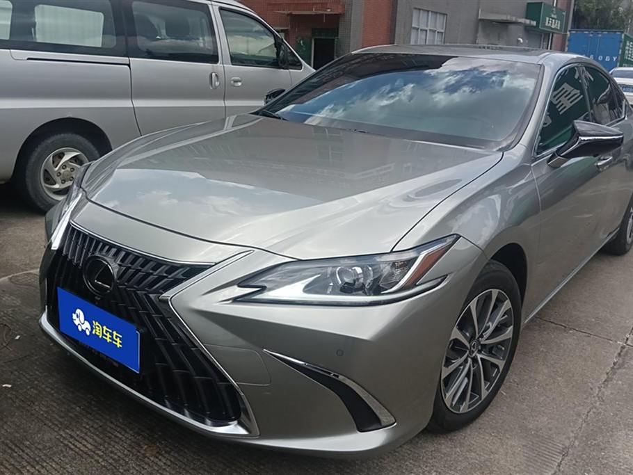 Lexus ES 2023 200