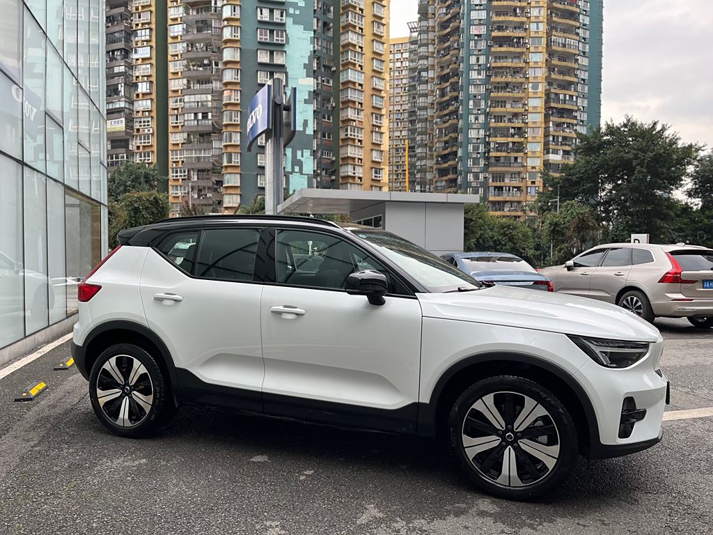 Volvo XC40 New Energy 2023