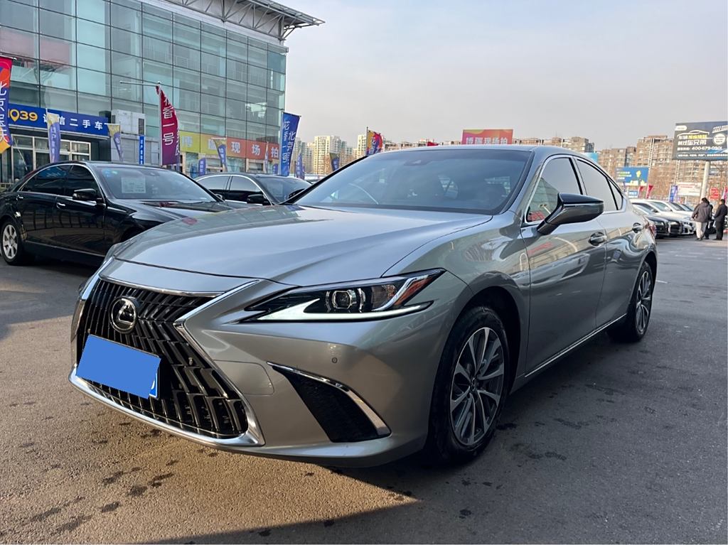 Lexus ES 2024 200