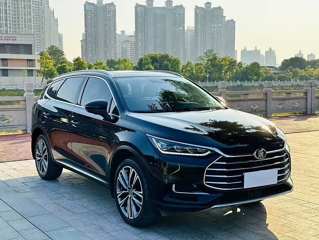 BYD Tang 2018 2.0T Автоматическая 7 V