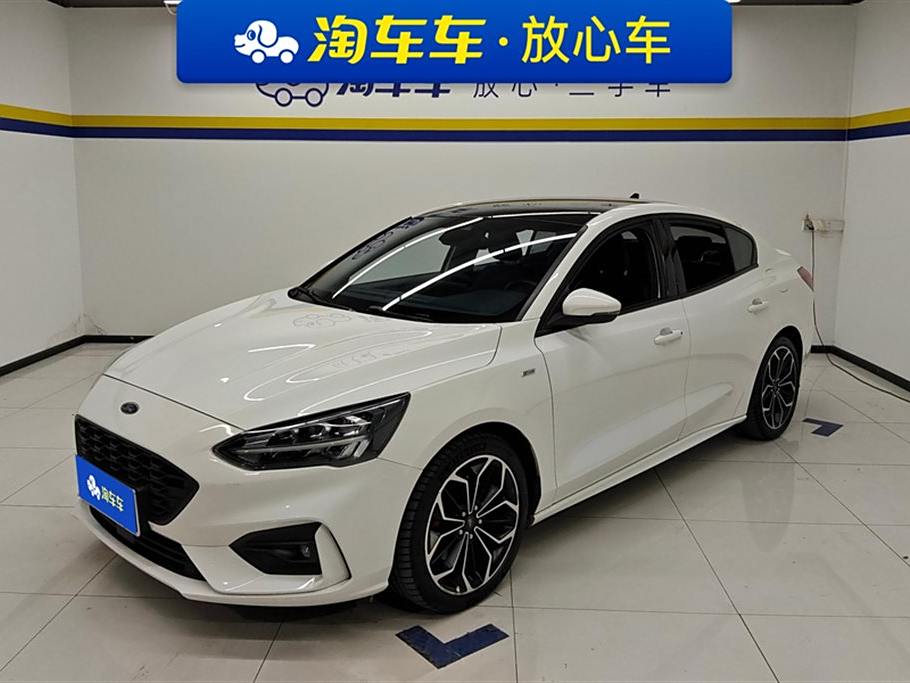 Ford Focus 2020  EcoBoost 180 АвтоматическаяST Line