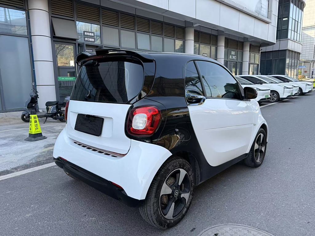 Smart Fortwo 2018 1.0L 52 V