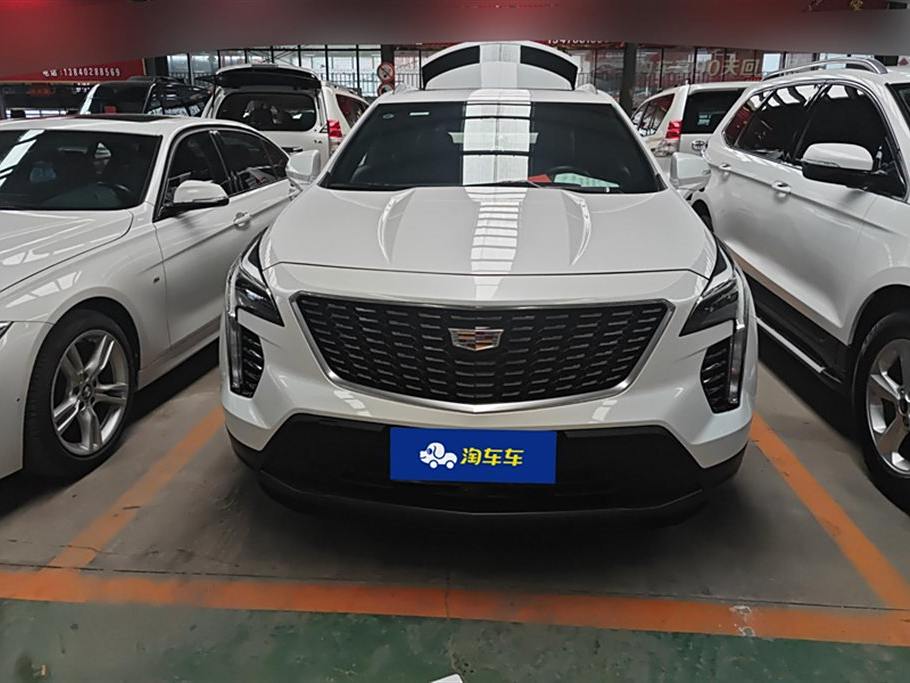 Cadillac XT4 2021 28T