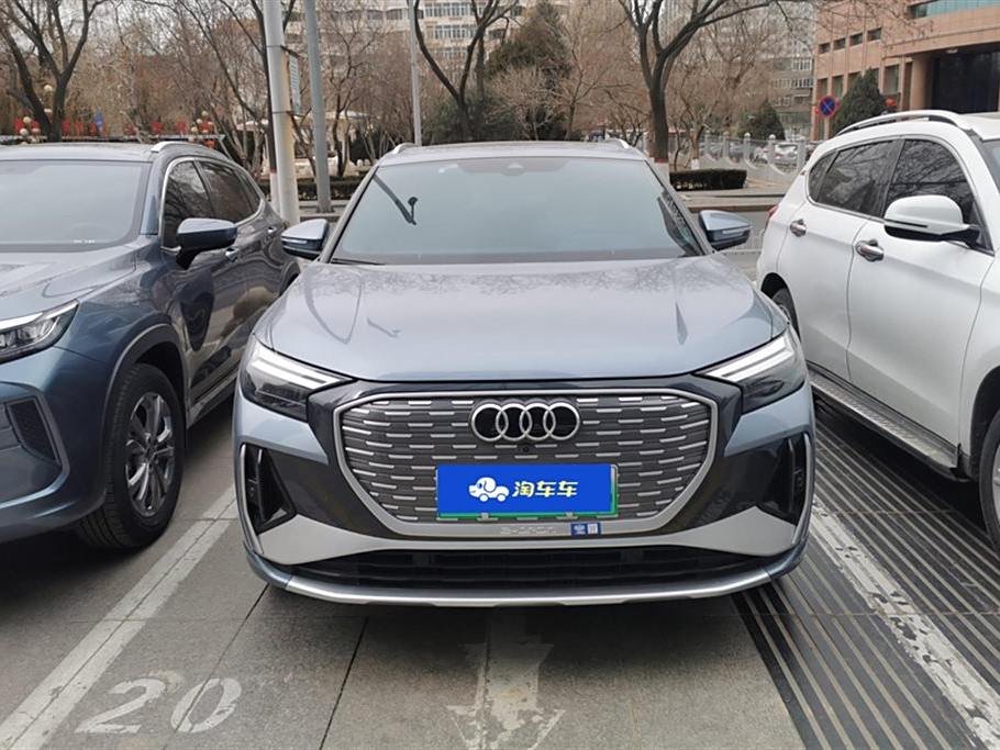 Audi Q4 e-tron 2023 40 e-tron