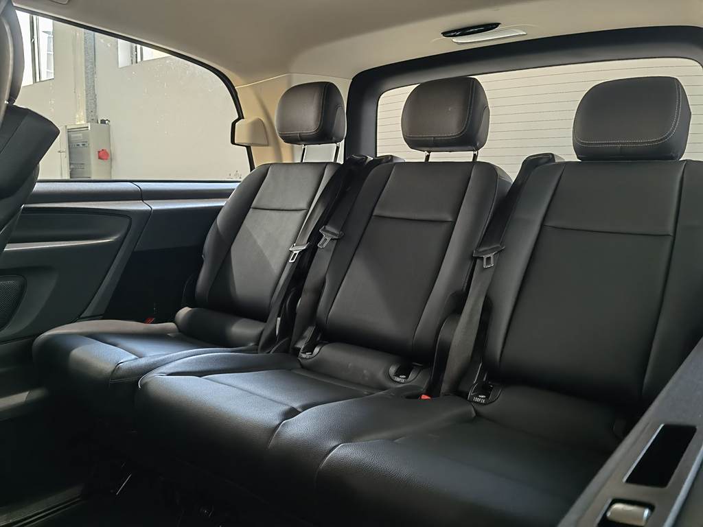 Mercedes-Benz Vito 2023 2.0T  7