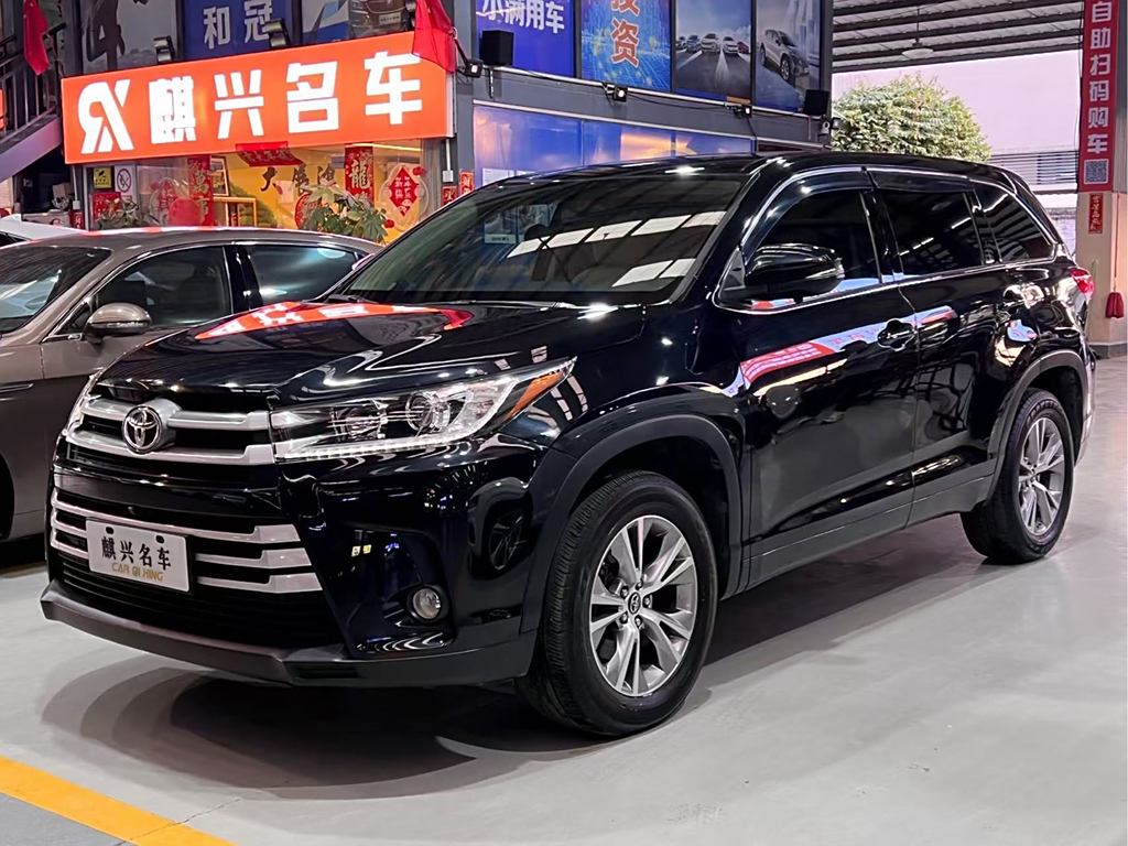 Toyota Highlander 2021 2.0T  Полный привод Elite 7