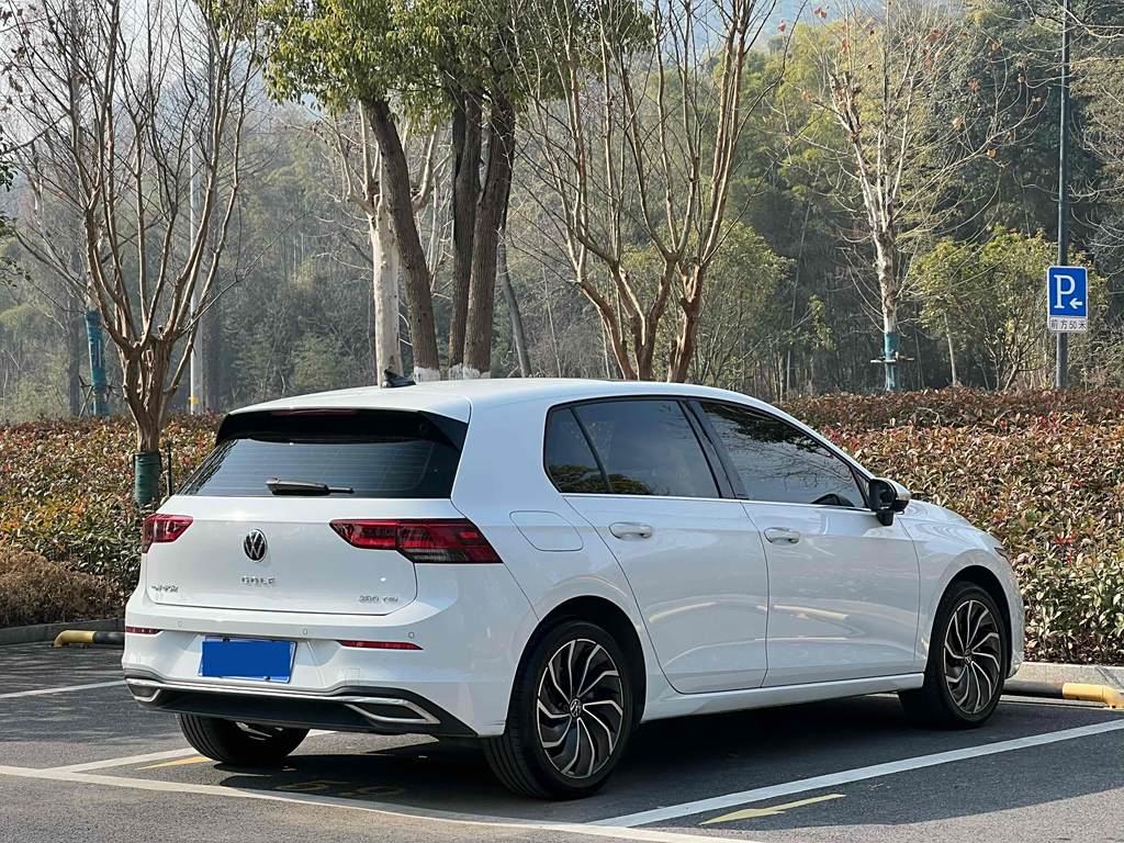 Volkswagen Golf 2021 280TSI DSG Pro