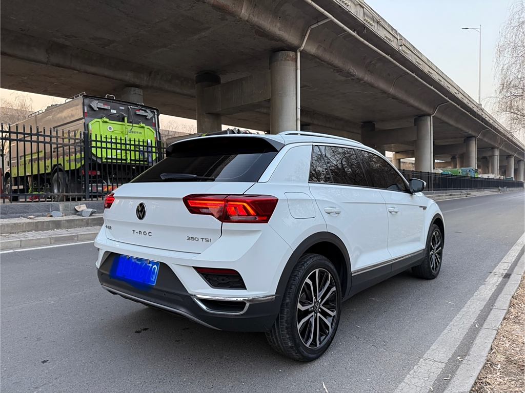 Volkswagen T-ROC 2021  280TSI DSG