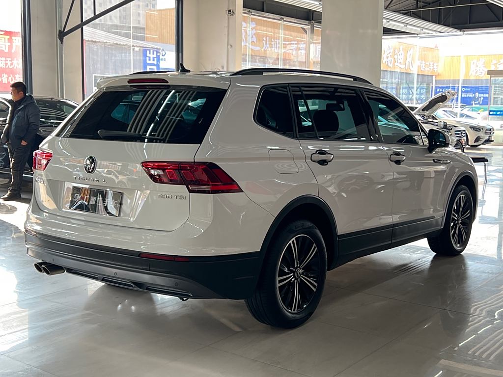 Volkswagen Tiguan L 2021 280TSI Автоматическая