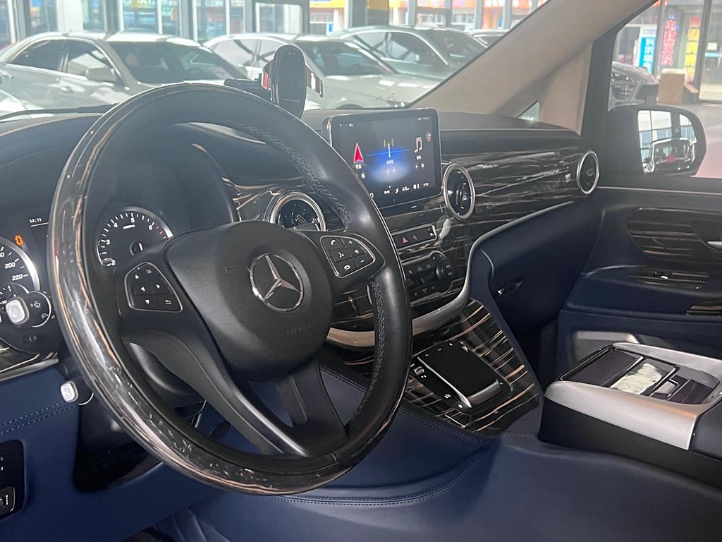 Mercedes-Benz Vito 2020 2.0T  Elite 7