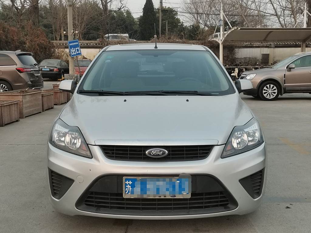 Ford Focus 2012  1.8L Автоматическая