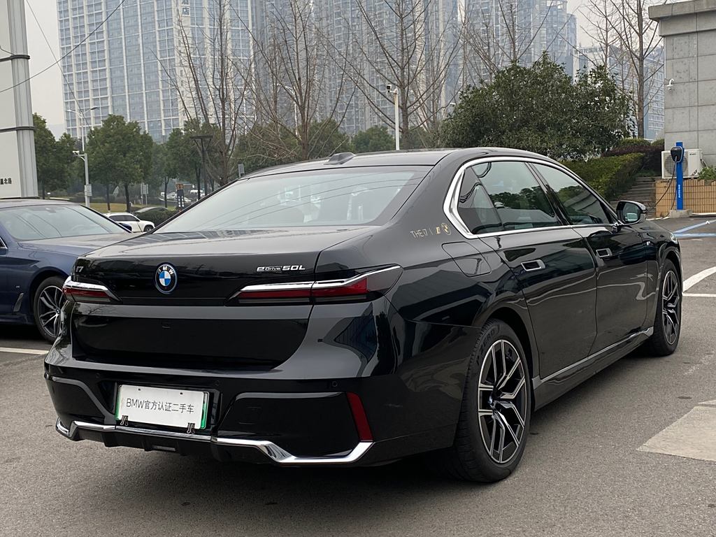 BMW i7 2023 eDrive50L M Sport Package